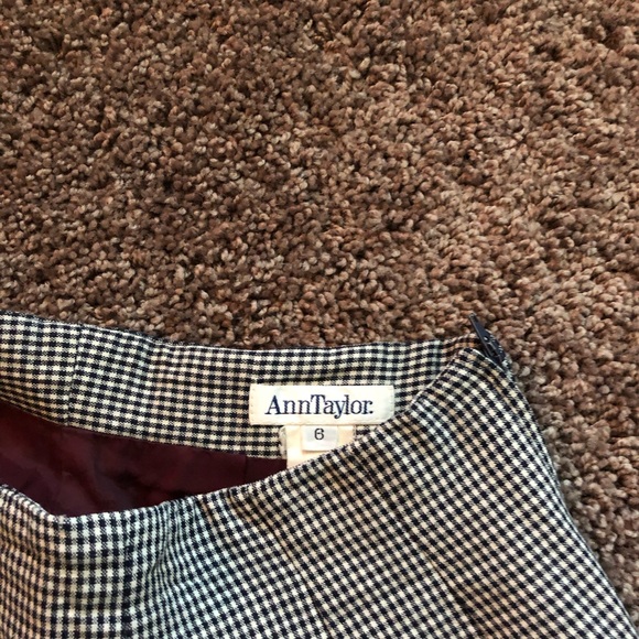 Ann Taylor Vintage Pencil Skirt - Picture 2 of 4